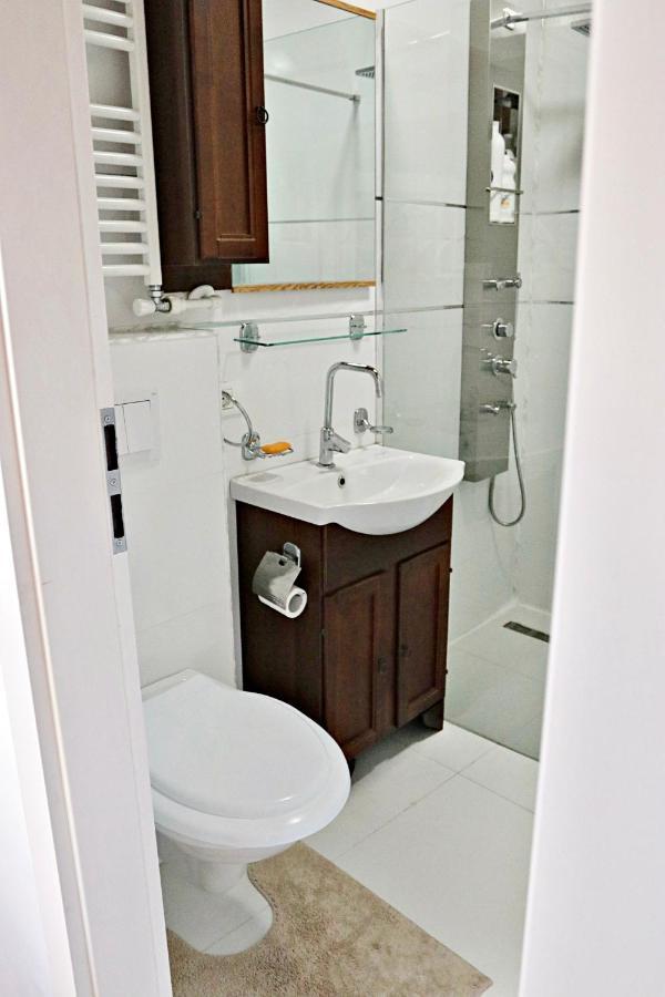 Mansion 10 Apartman Bukarest Kültér fotó