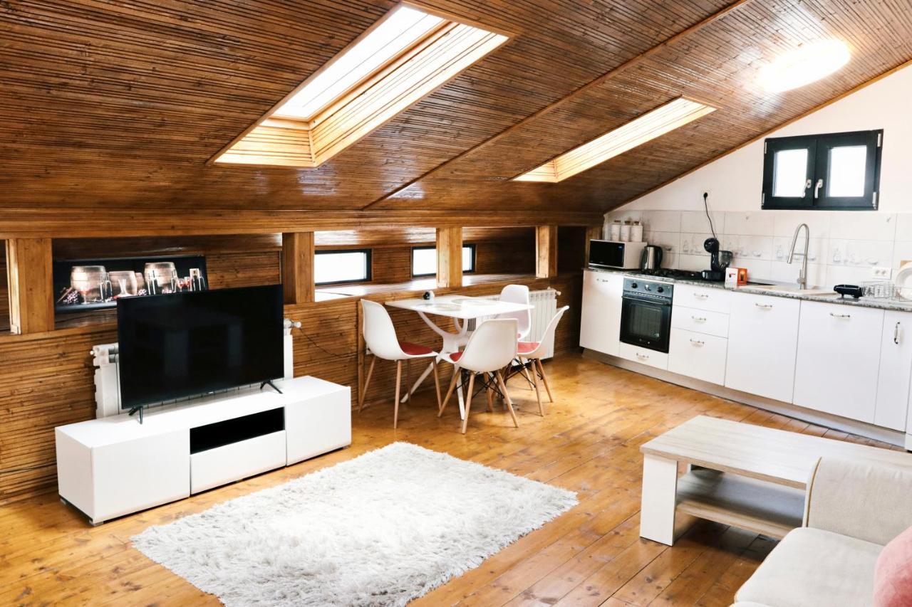 Mansion 10 Apartman Bukarest Kültér fotó