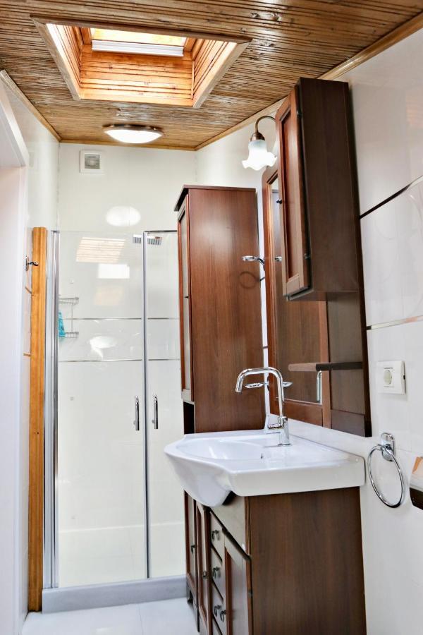 Mansion 10 Apartman Bukarest Kültér fotó