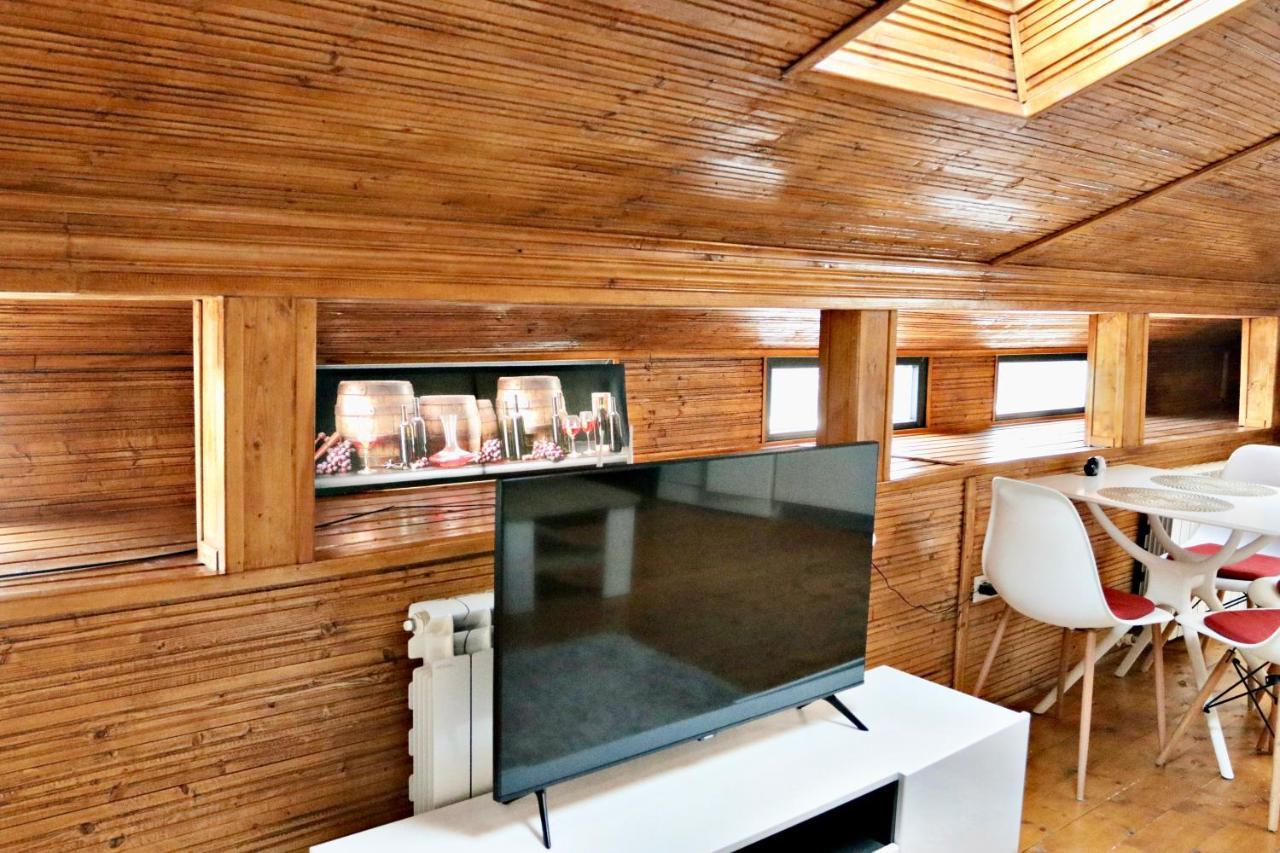 Mansion 10 Apartman Bukarest Kültér fotó